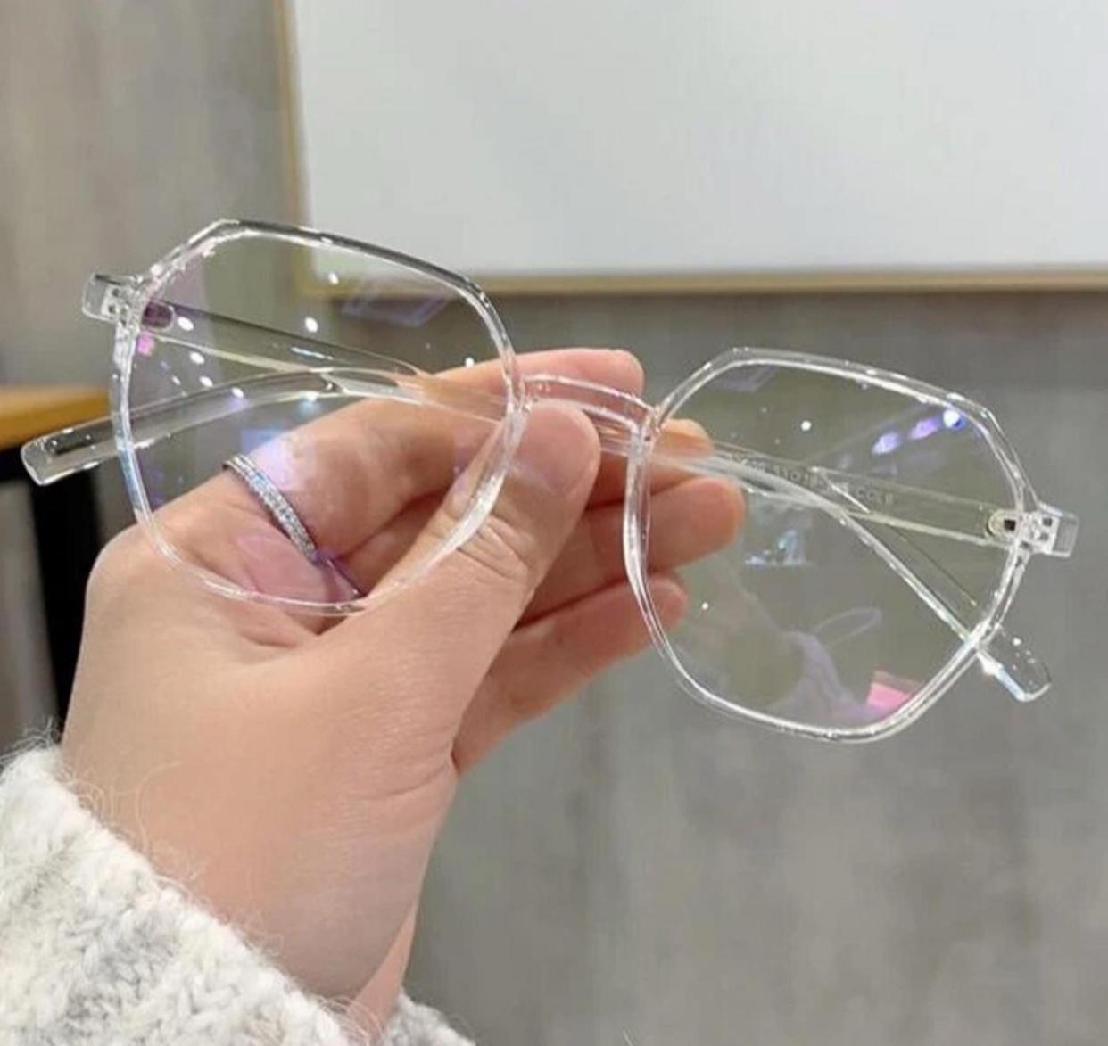 UV PROTECTAND GLASSES FOR MALE AND FEMALE